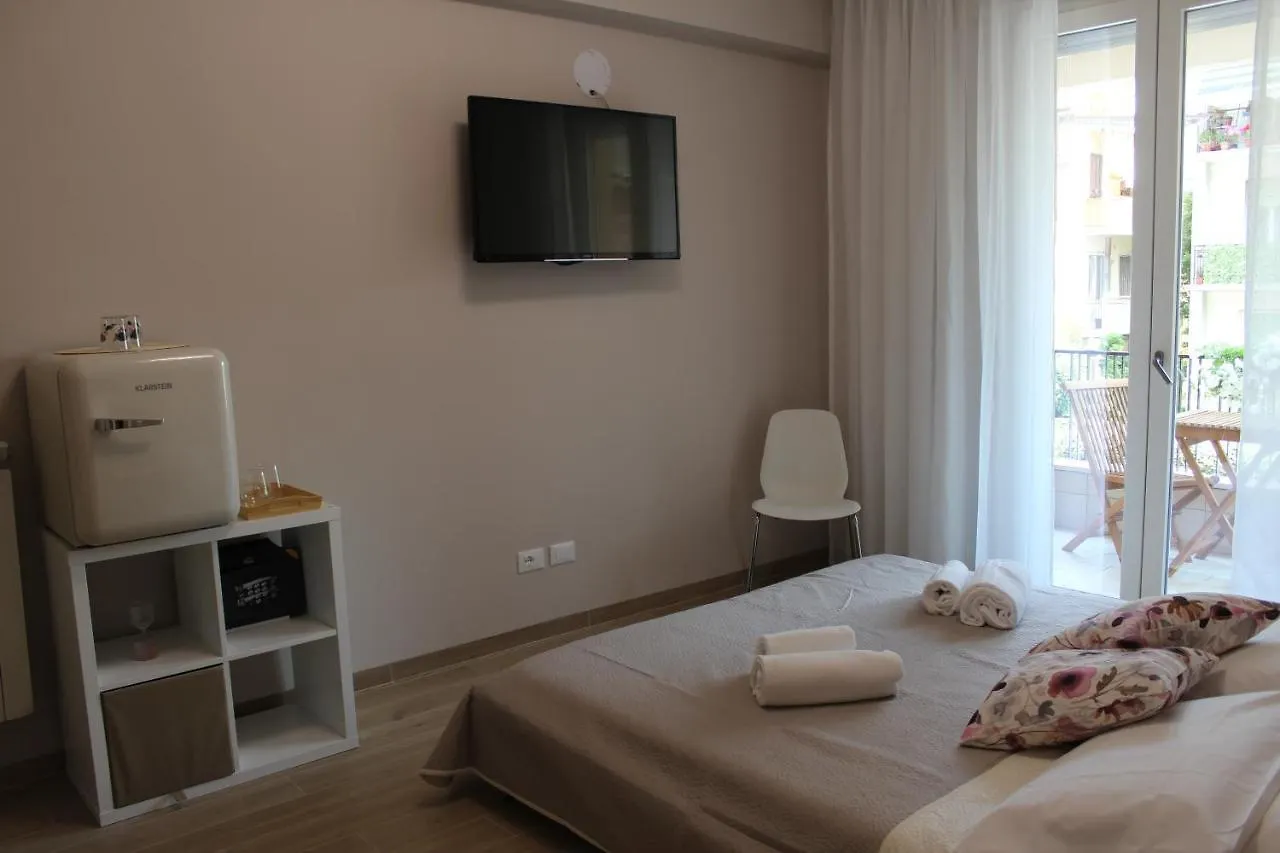 Aurora Bnb Pisa 0*,