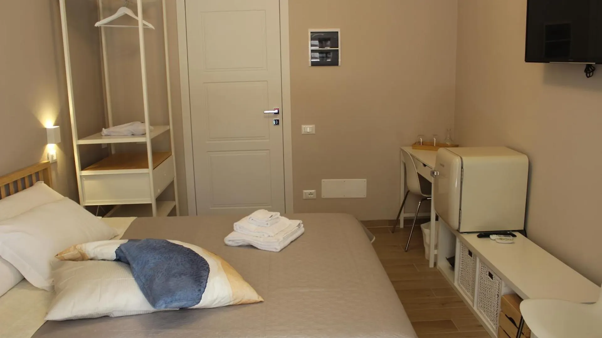 Aurora Bnb Pisa Bed & Breakfast